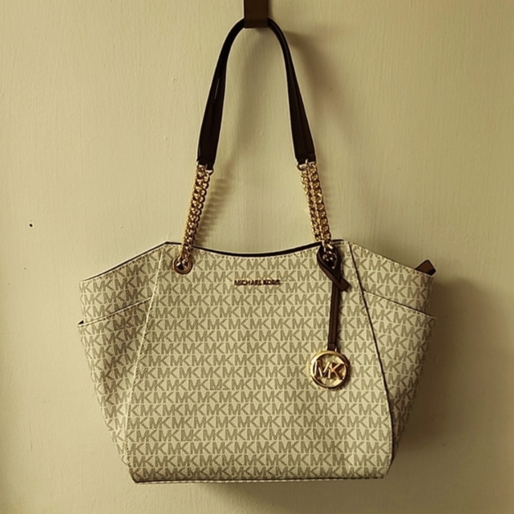 [SOLD]Michael Kors Jet Set Travel Large Chain Shoulder Tote Bag - Picture 2 of 13